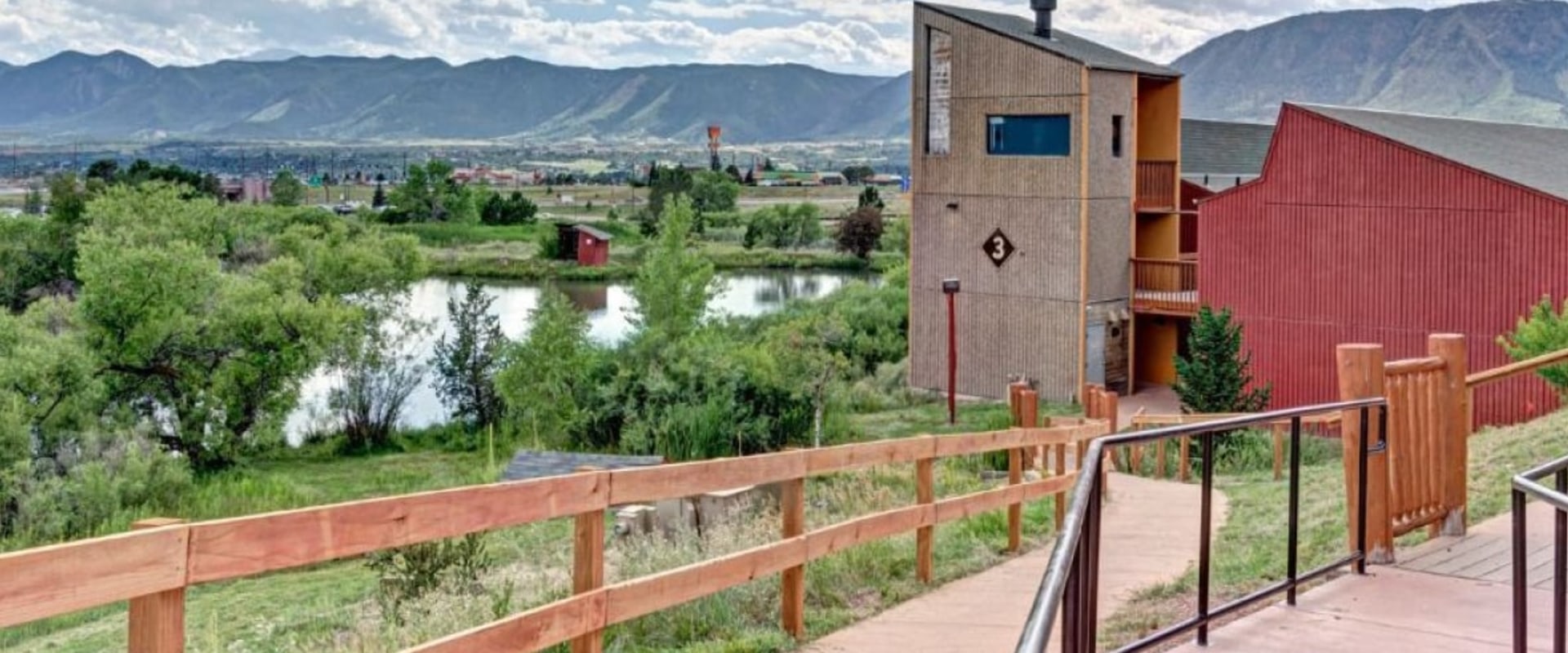 Supporting Someone Recovering from Trauma in Colorado Springs: A Guide for Employers